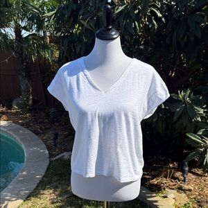 White House Black Market White V-Neck Tee